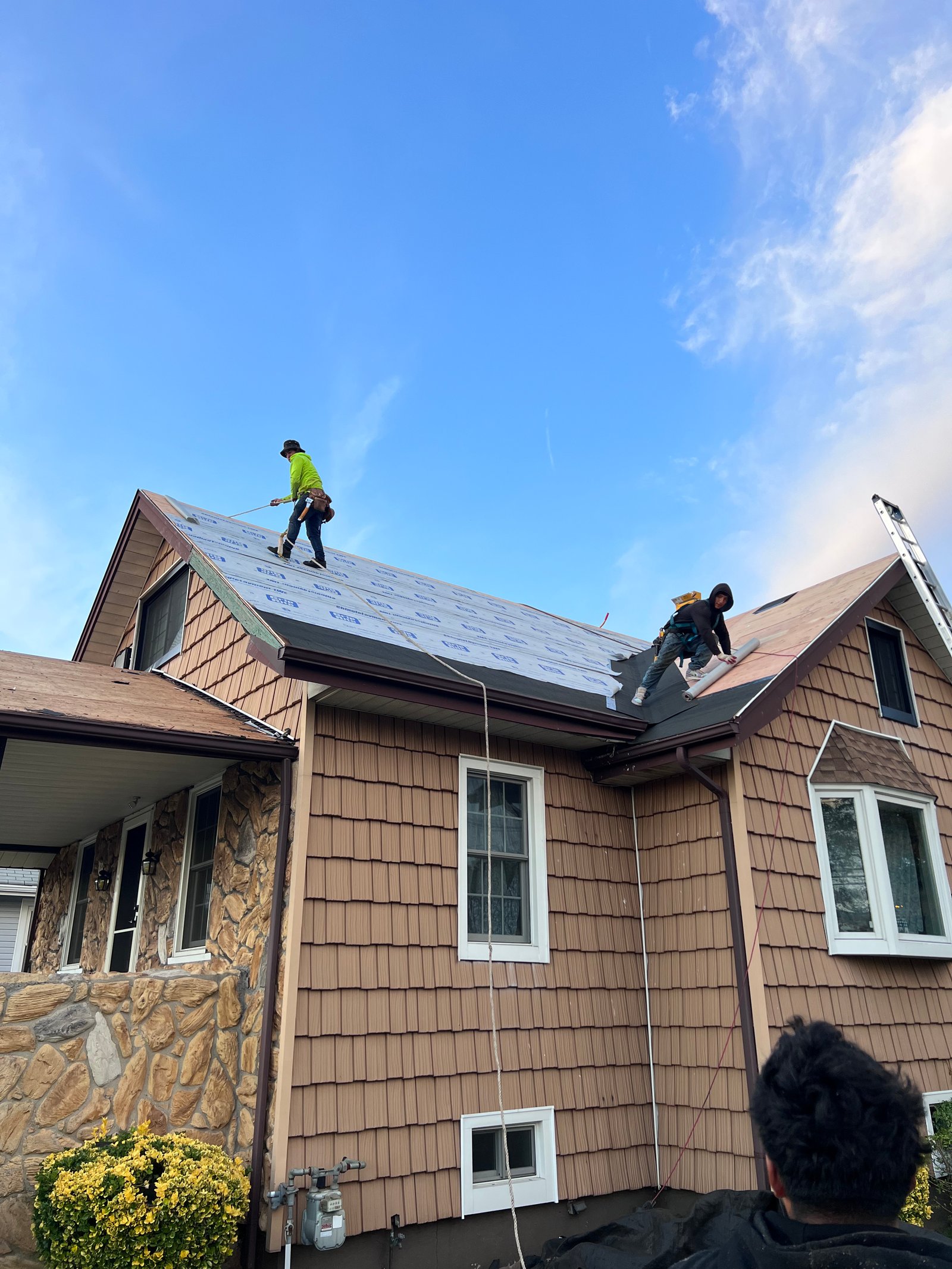  New Roof Installation